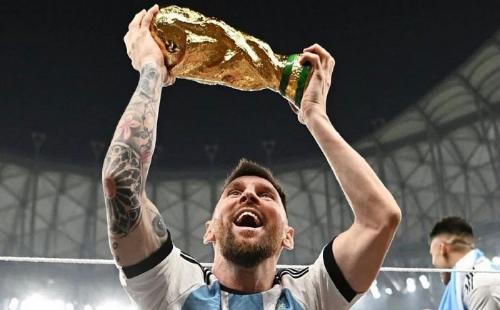 Foto de Messi com taça da Copa é a 2ª mais curtida do Instagram