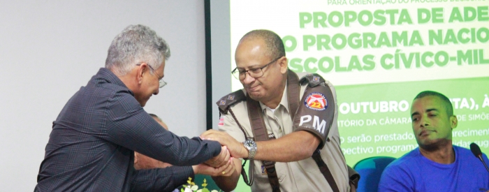 Audiência Pública na Câmara discute adesão de Proposta de Escola Cívico-Militar em Simões Filho